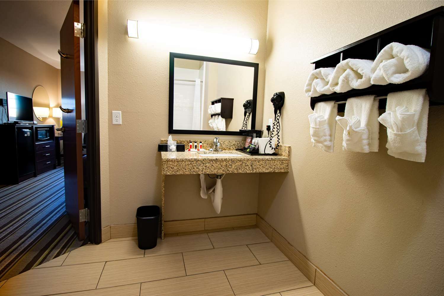 Surestay Plus Hotel By Best Western Owasso Tulsa North Ruang foto