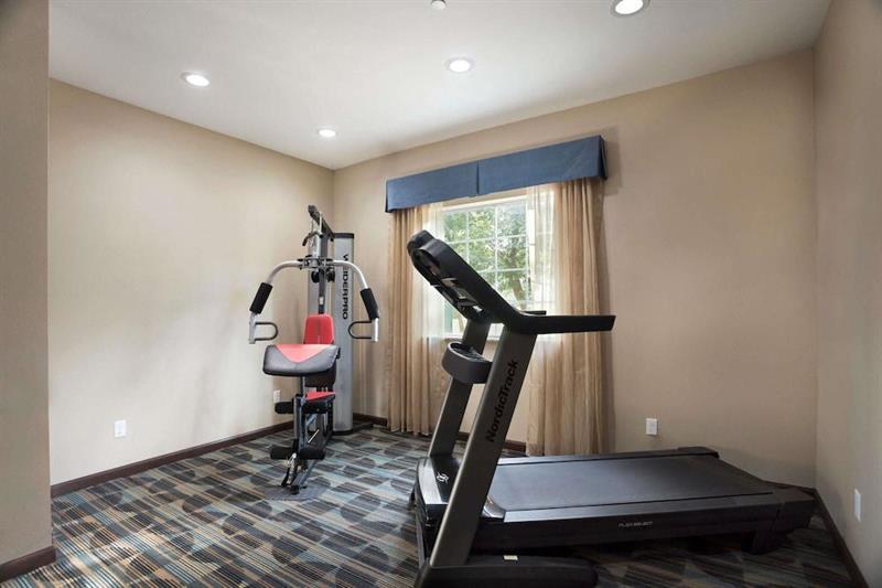 Surestay Plus Hotel By Best Western Owasso Tulsa North Bagian luar foto
